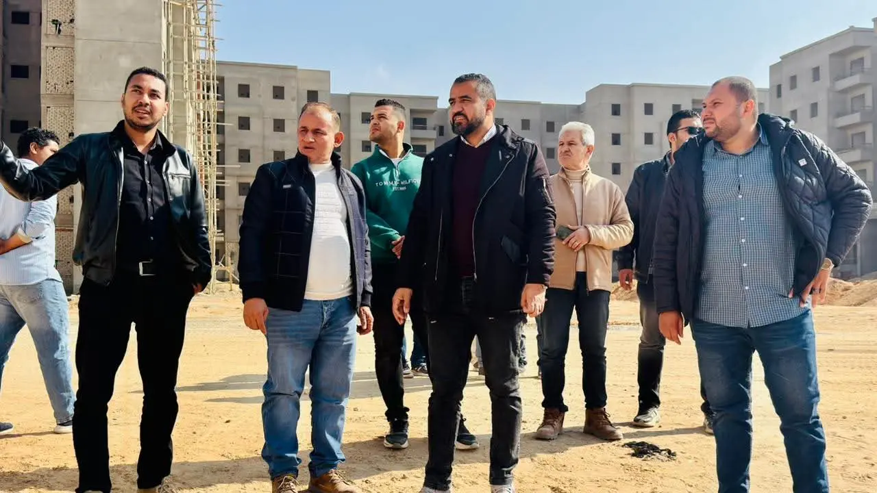 جولة ميدانية.. رئيس جهاز العبور يتابع تطورات مشروعات سكن لكل المصريين